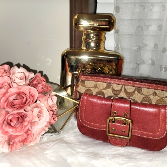 Coach 2004 fall - Picture 2 of 15